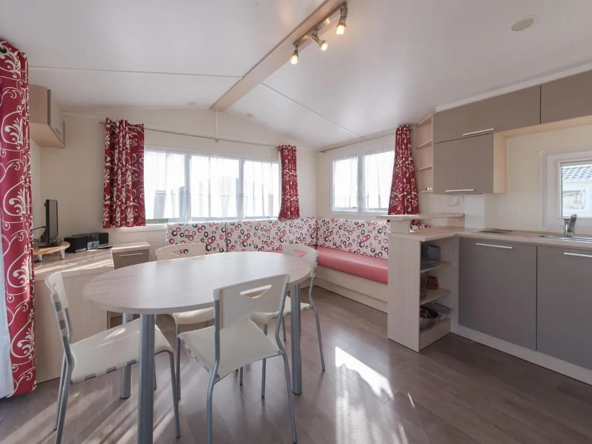 Holiday Home Park Kerlinga-17 By Interhome Bredene Bélgica
